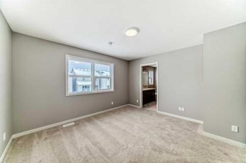 53 Bartlett Way Se, Calgary, AB - Indoor Photo Showing Other Room