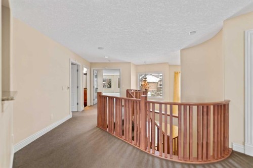 28 Panatella Manor Nw, Calgary, AB - Indoor Photo Showing Other Room