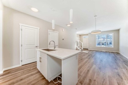 185 Mercado Landing Se, Calgary, AB - Indoor Photo Showing Kitchen With Upgraded Kitchen