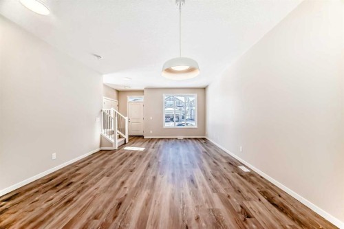 185 Mercado Landing Se, Calgary, AB - Indoor Photo Showing Other Room