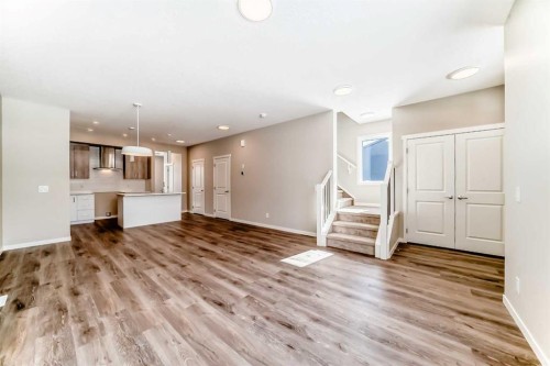 185 Mercado Landing Se, Calgary, AB - Indoor Photo Showing Kitchen