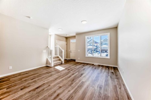 185 Mercado Landing Se, Calgary, AB - Indoor Photo Showing Other Room