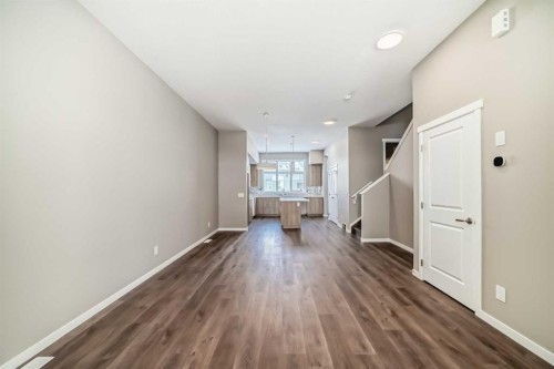 833 Marine Drive Se, Calgary, AB - Indoor Photo Showing Other Room