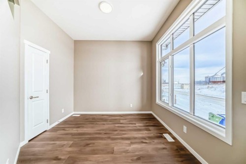 833 Marine Drive Se, Calgary, AB - Indoor Photo Showing Other Room