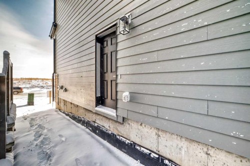 833 Marine Drive Se, Calgary, AB - Outdoor