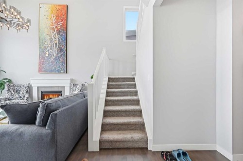 127 Walden Heights Se, Calgary, AB - Indoor Photo Showing Other Room