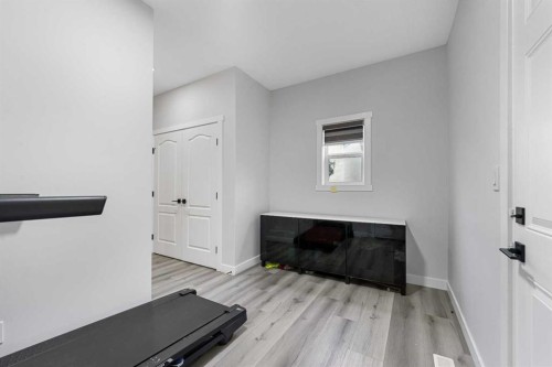 280 Windermere Drive, Chestermere, AB - Indoor Photo Showing Other Room