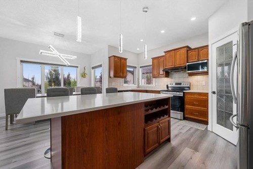 280 Windermere Drive, Chestermere, AB - Indoor Photo Showing Kitchen With Stainless Steel Kitchen With Upgraded Kitchen