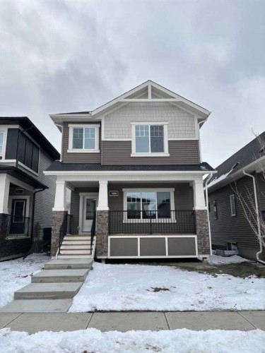 941 Reynolds Lane  Airdrie, AB T4B 5L7