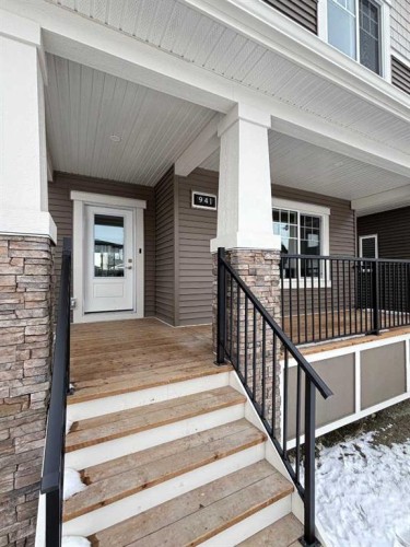 941 Reynolds Lane, Airdrie, AB - Outdoor With Exterior