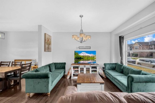 243 Evansborough Way Nw, Calgary, AB - Indoor Photo Showing Living Room
