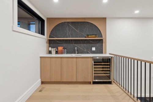 1740 6 Avenue Nw, Calgary, AB - Indoor Photo Showing Other Room