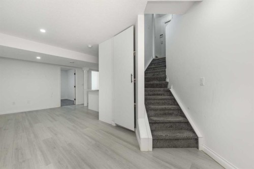 8430 Saddleridge Drive Ne, Calgary, AB - Indoor Photo Showing Other Room