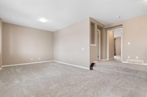 149 Windridge Road Sw, Airdrie, AB - Indoor Photo Showing Other Room