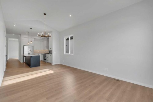 63 Bartlett Crescent Se, Calgary, AB - Indoor Photo Showing Kitchen