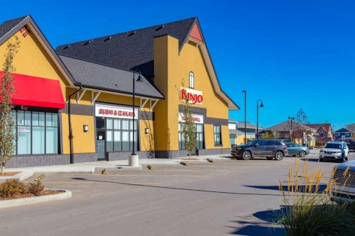 121-402 Marquis Lane Se, Calgary, AB - Outdoor