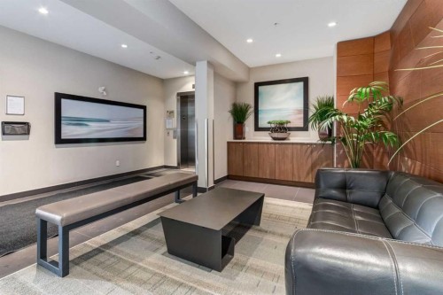 121-402 Marquis Lane Se, Calgary, AB - Indoor