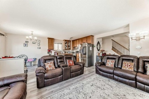 151 Covepark Green Ne, Calgary, AB - Indoor Photo Showing Living Room