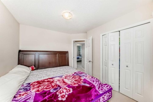 151 Covepark Green Ne, Calgary, AB - Indoor Photo Showing Bedroom
