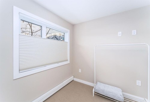 103-810 7Th Street, Canmore, AB - Indoor Photo Showing Other Room