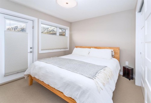 103-810 7Th Street, Canmore, AB - Indoor Photo Showing Bedroom