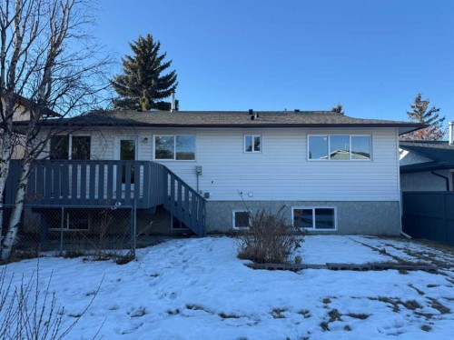 7032 78 Street Nw, Calgary, AB - Outdoor