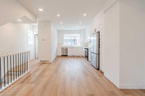 101-550 Seton Circle Se, Calgary, AB - Indoor