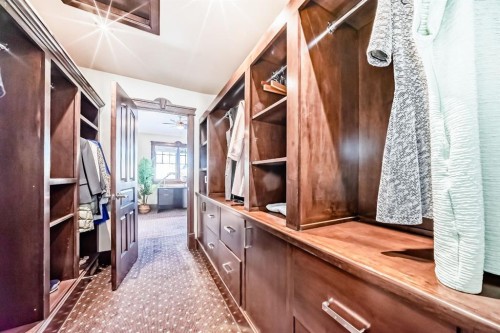 1840 Westmount Boulevard Nw, Calgary, AB - Indoor