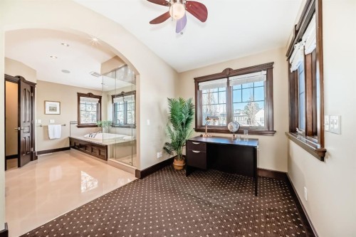 1840 Westmount Boulevard Nw, Calgary, AB - Indoor