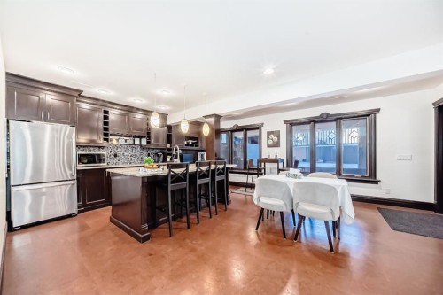 1840 Westmount Boulevard Nw, Calgary, AB - Indoor