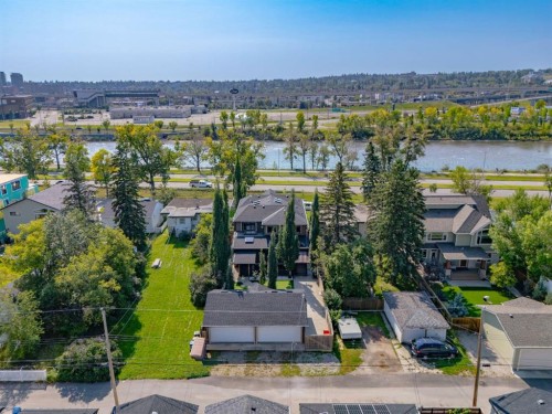 1840 Westmount Boulevard Nw, Calgary, AB - Outdoor With View