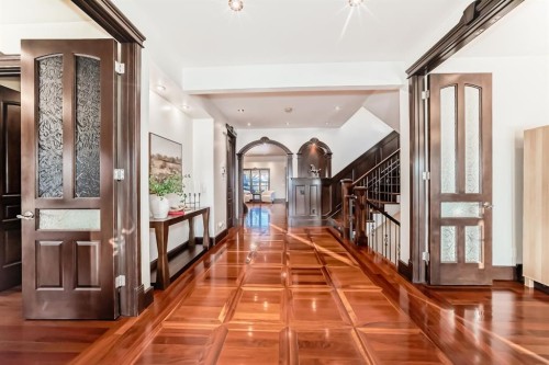 1840 Westmount Boulevard Nw, Calgary, AB - Indoor Photo Showing Other Room