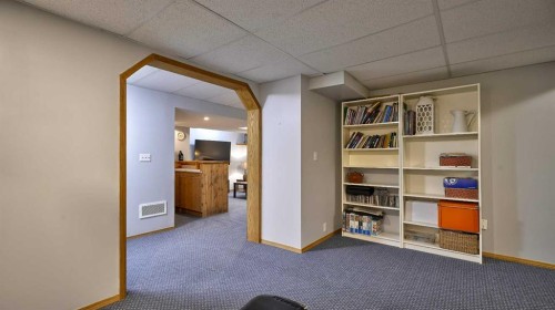 280 Riverwood Circle Se, Calgary, AB - Indoor