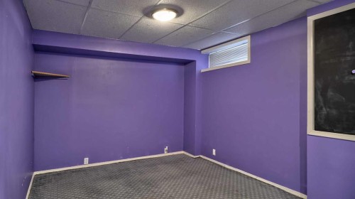 280 Riverwood Circle Se, Calgary, AB - Indoor Photo Showing Other Room