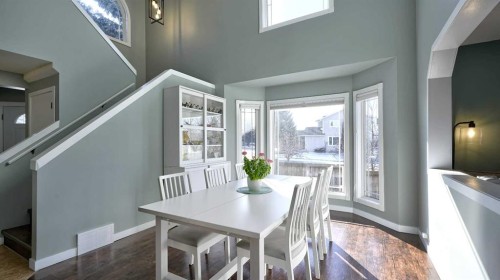 280 Riverwood Circle Se, Calgary, AB - Indoor Photo Showing Dining Room
