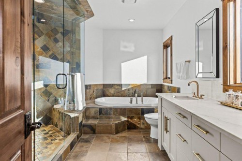 521 Silvertip Road, Canmore, AB - Indoor Photo Showing Bathroom