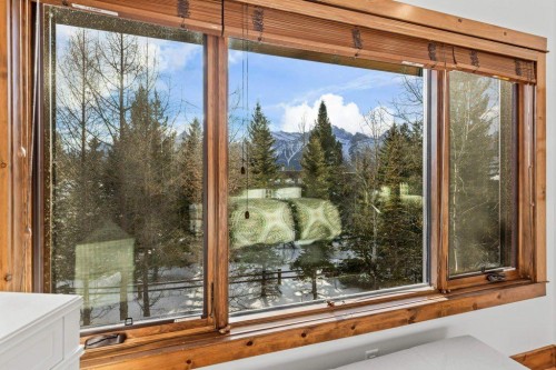 521 Silvertip Road, Canmore, AB - Indoor Photo Showing Other Room