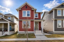 429 South Point Glen SW Airdrie, AB T4B 4L1