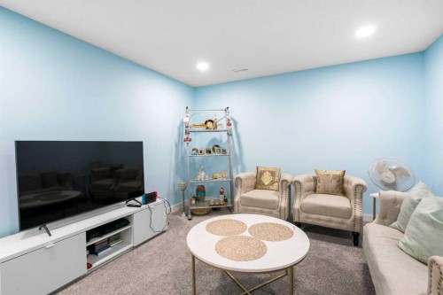 12 Brightoncrest Manor, Calgary, AB - Indoor Photo Showing Living Room