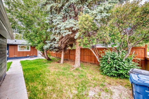 264 99 Avenue Se, Calgary, AB - Outdoor