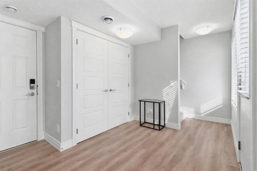 580 Savanna Boulevard Ne, Calgary, AB - Indoor Photo Showing Other Room