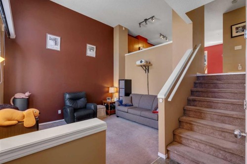 320 Elgin Gardens Se, Calgary, AB - Indoor