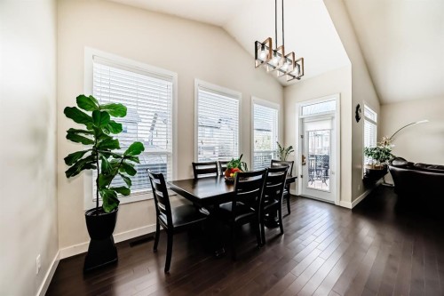 612 Montgomery Close Se, High River, AB - Indoor Photo Showing Dining Room