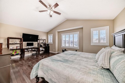 612 Montgomery Close Se, High River, AB - Indoor Photo Showing Bedroom