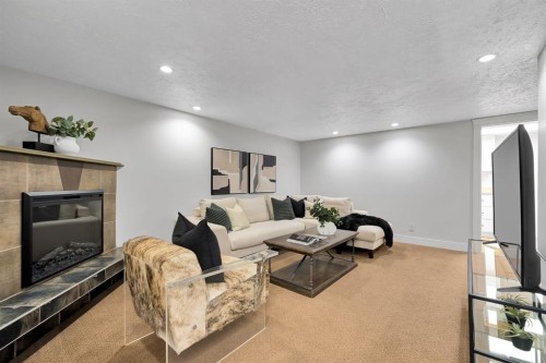 4712 Grove Hill Road Sw, Calgary, AB - Indoor With Fireplace