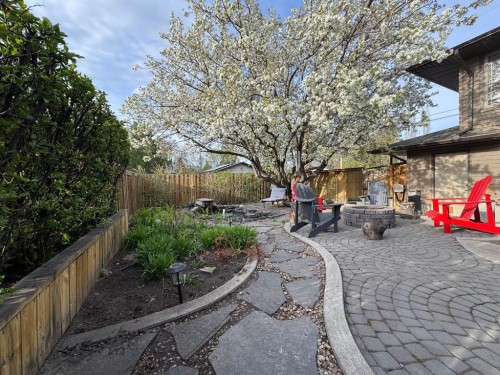 4712 Grove Hill Road Sw, Calgary, AB - Outdoor