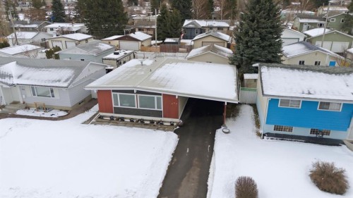 623 104 Avenue Sw, Calgary, AB - Outdoor