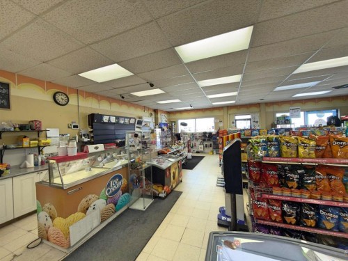 2001 15 Avenue, Didsbury, AB 