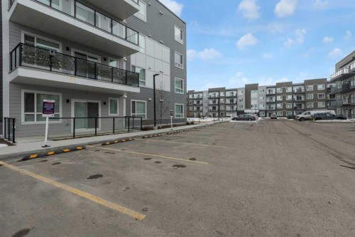 2106-33 Carringham Gate Nw, Calgary, AB - Outdoor