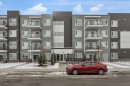 2106-33 Carringham Gate Nw, Calgary, AB  - Outdoor With Facade 